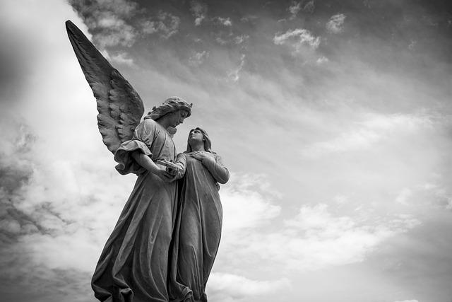 Cemitério nos Sonhos: Revelando o Significado Espiritual Secreto!